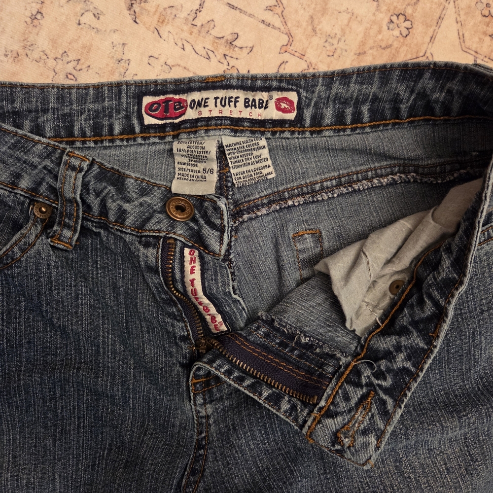 Women's Blue Jeans - Picture 2 of 3